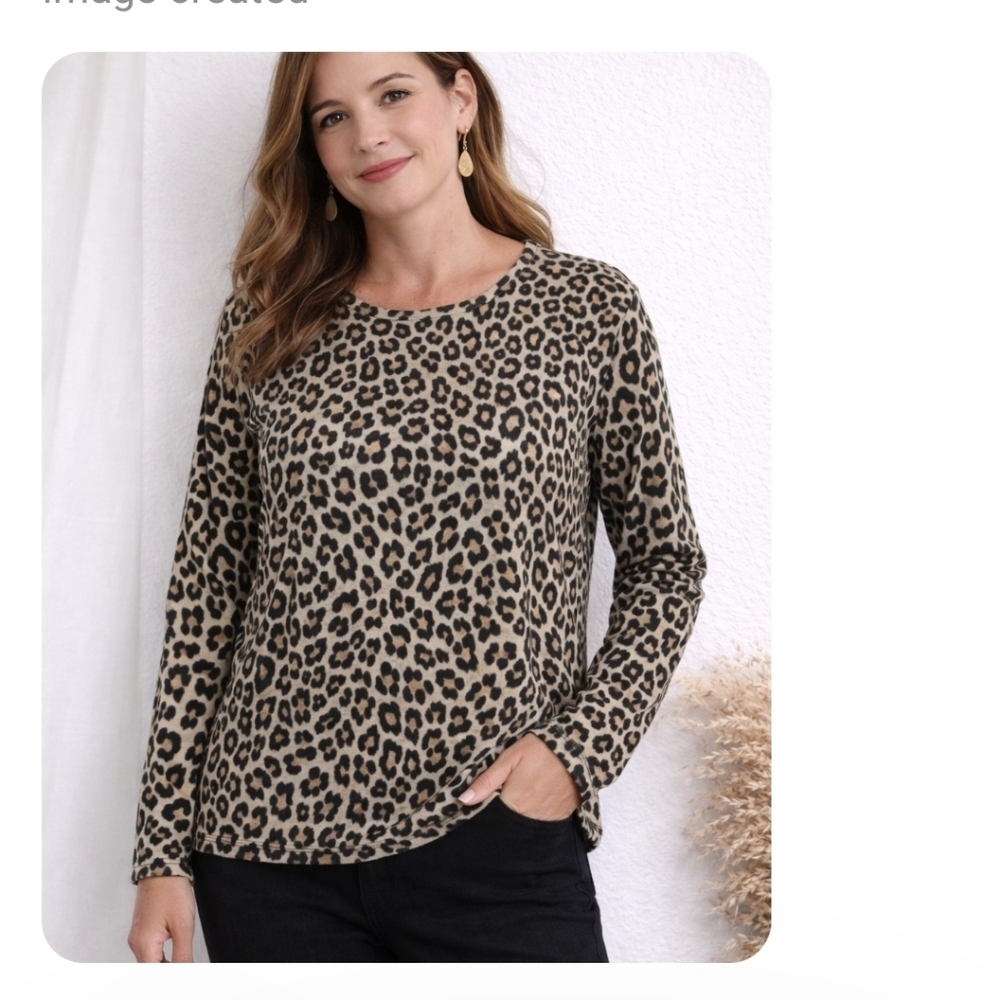 Chico’s Leopard Print Top Women’s Size 2 Long Sleeve Animal Print Casual Blouse